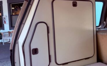 Volkswagen-Vw-vanagon-1984-brown-2