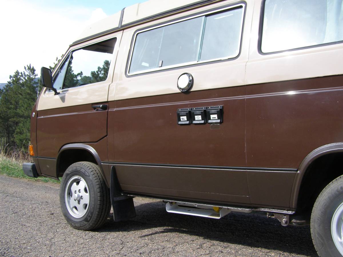 Volkswagen-Vw-vanagon-westfalia-1984-brown-1