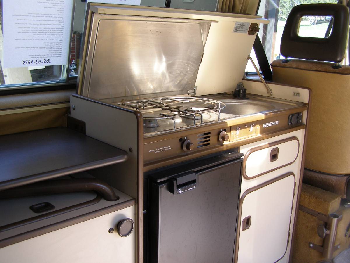 Volkswagen-Vw-vanagon-westfalia-1984-brown-10