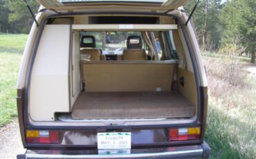 Volkswagen-Vw-vanagon-westfalia-1984-brown-4