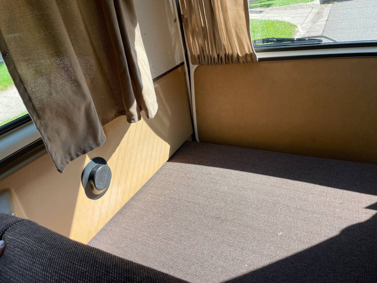 Volkswagen-Vw-vanagon-westfalia-1986-white-6