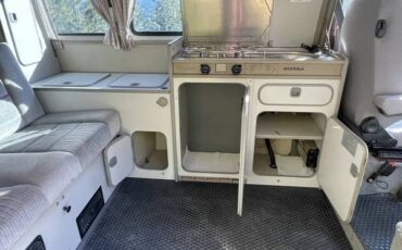 Volkswagen-Vw-vanagon-westfalia-1990-red-11