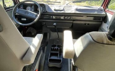 Volkswagen-Vw-vanagon-westfalia-1990-red-12