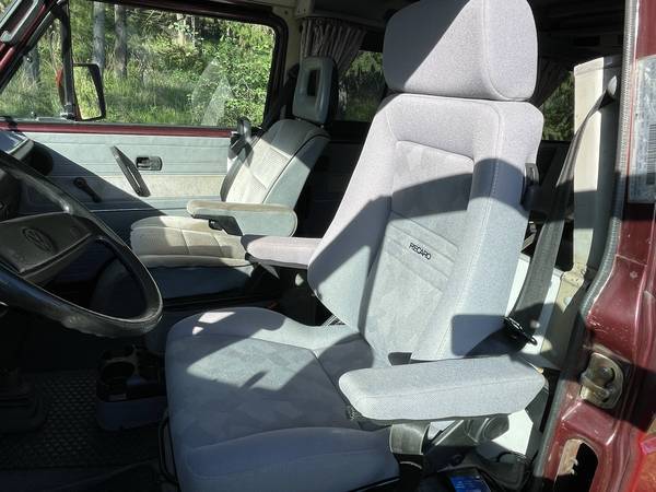 Volkswagen-Vw-vanagon-westfalia-1990-red-13