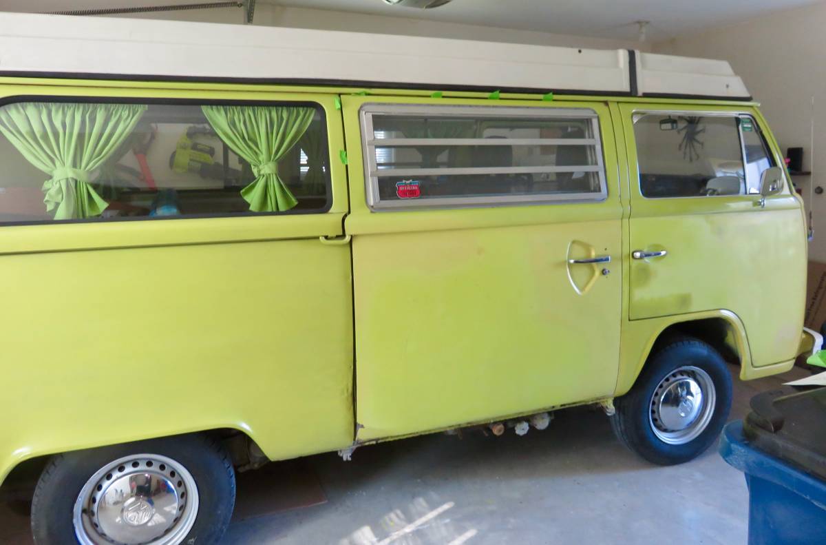 Volkswagen-Vw-westfalia-1974-yellow-1