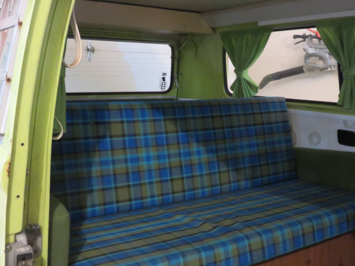 Volkswagen-Vw-westfalia-1974-yellow-20