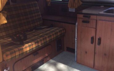 Volkswagen-Vw-westfalia-1976-yellow-5