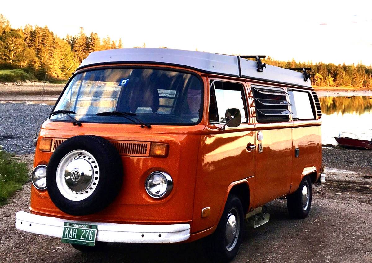 Volkswagen-Vw-westfalia-camper-van-1975-orange