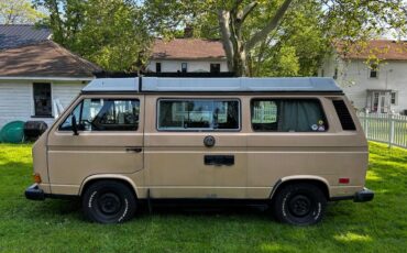 Volkswagen-Westfalia-1985-custom-2