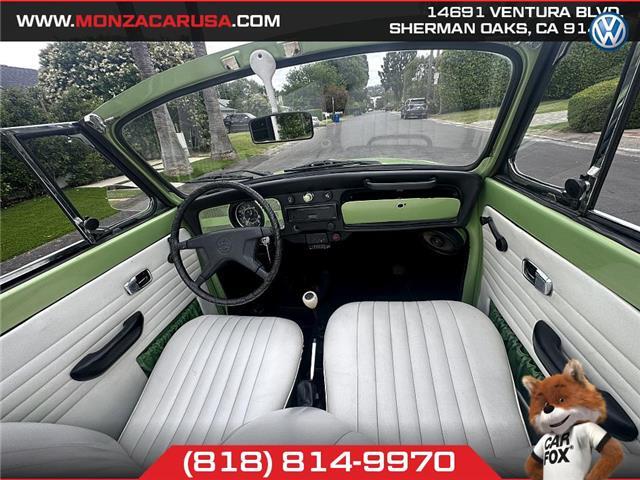 Volkswagen-bug-convertible-1968-Convertible-15