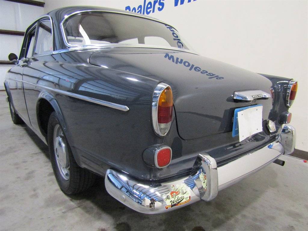 Volvo-122-1966-grey-2