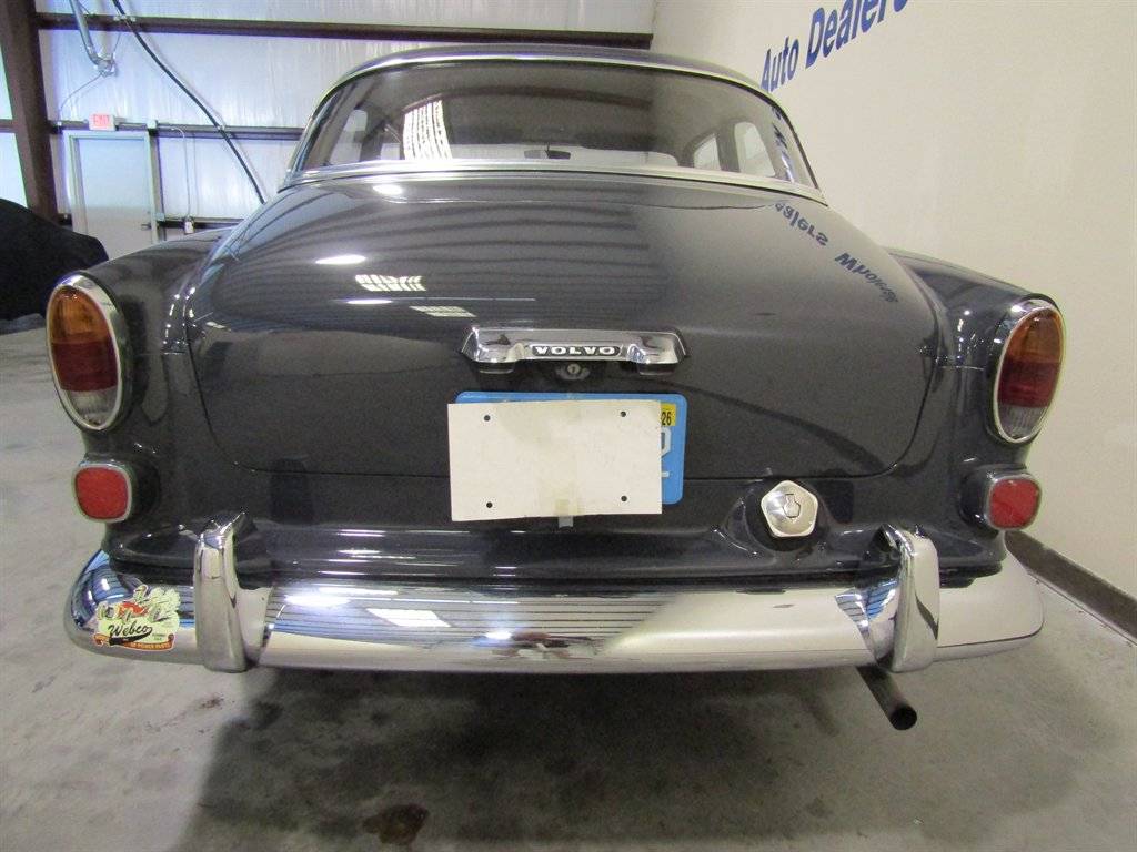 Volvo-122-1966-grey-3
