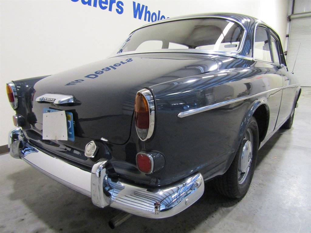 Volvo-122-1966-grey-4