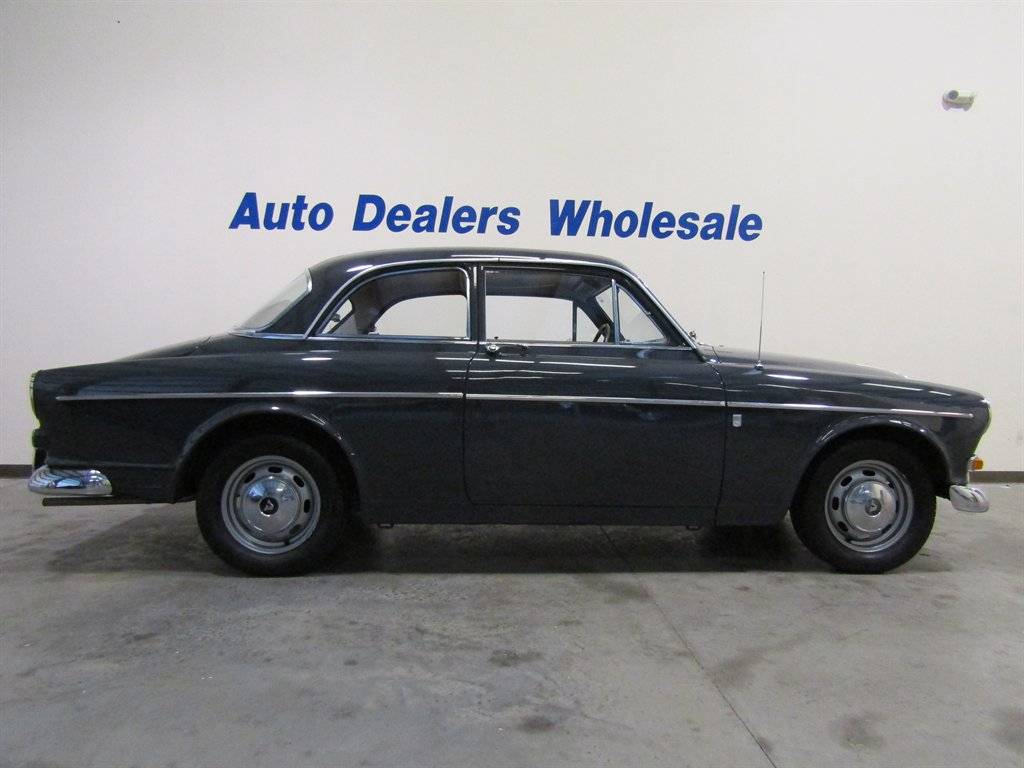 Volvo-122-1966-grey-5