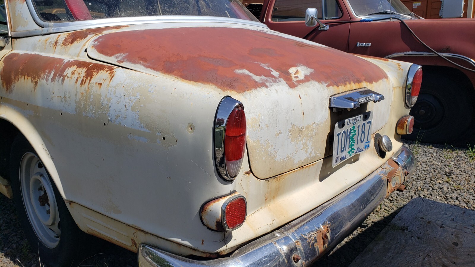 Volvo-122S-Amazon-1965-Sedan-2