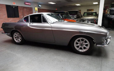 Volvo-1800-1964-Coupe-12