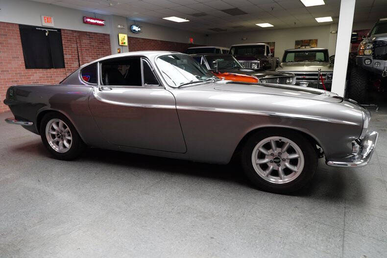 Volvo-1800-1964-Coupe-12