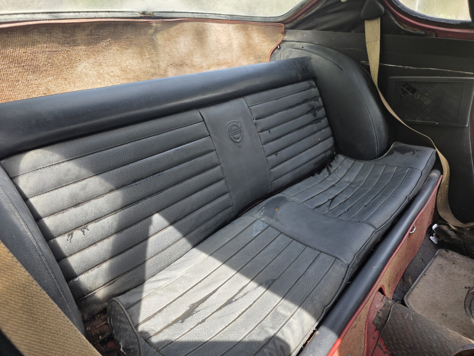 Volvo-1800-1968-Coupe-17