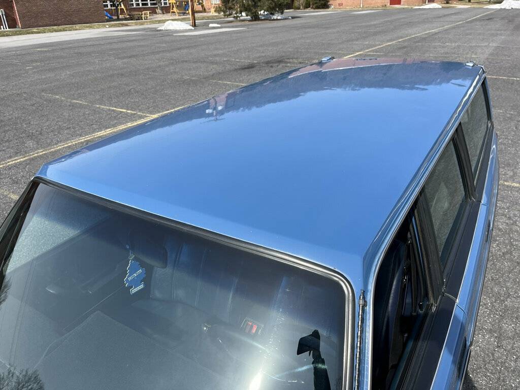 Volvo-240-1985-blue-10