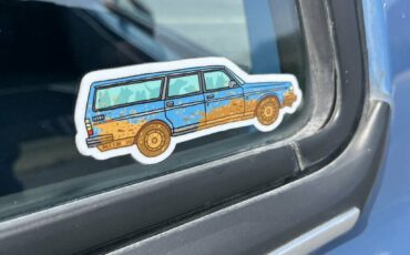 Volvo-240-1985-blue-11
