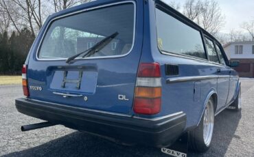 Volvo-240-1985-blue-4
