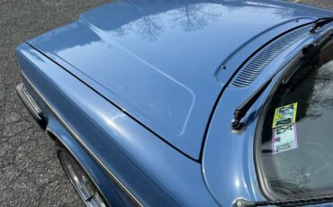 Volvo-240-1985-blue-9