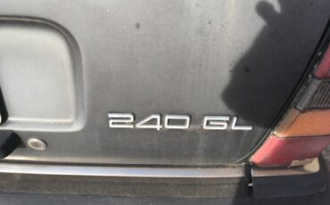 Volvo-240-1986-Wagon-2