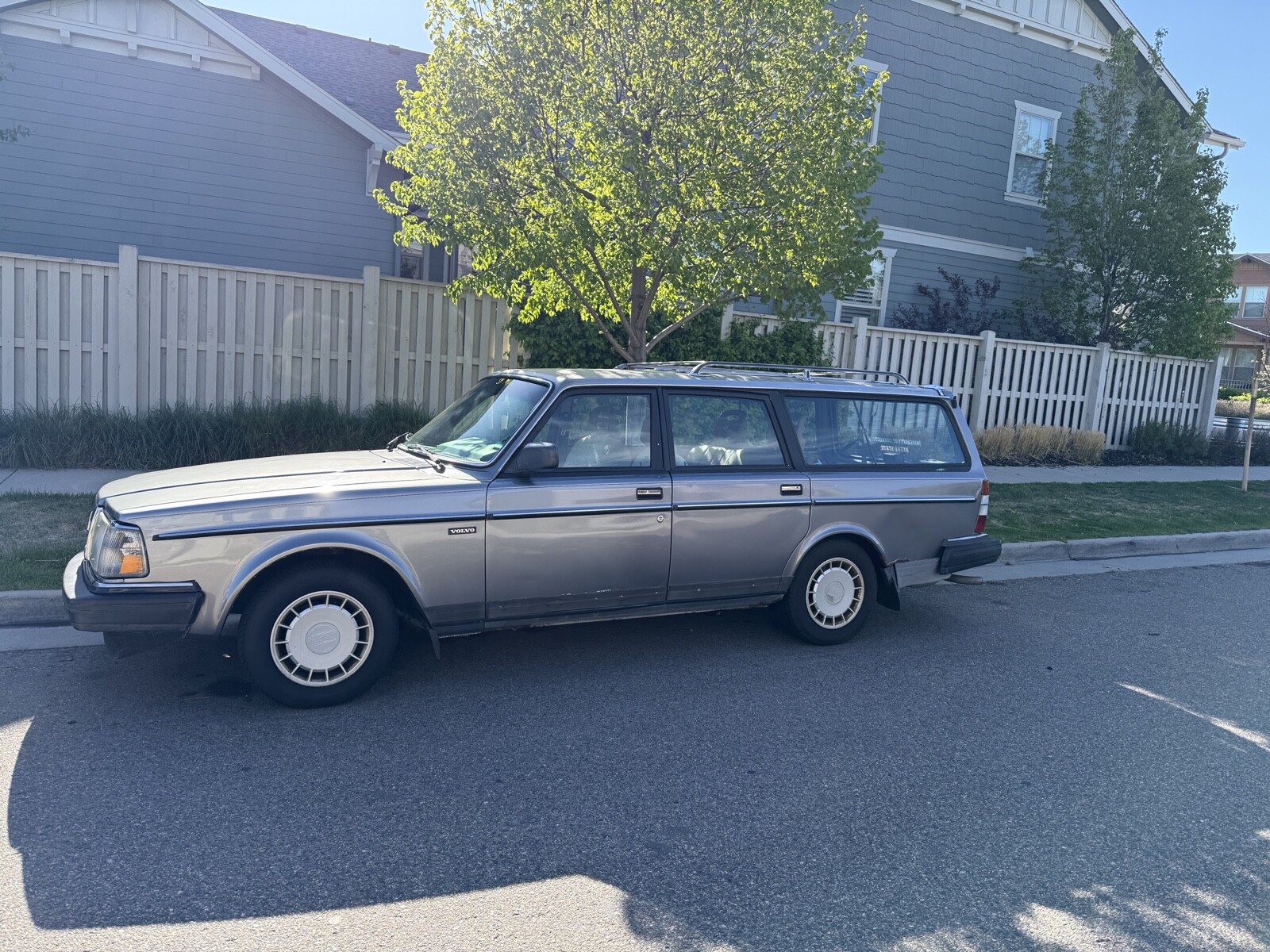 Volvo-240-1989-Wagon-2