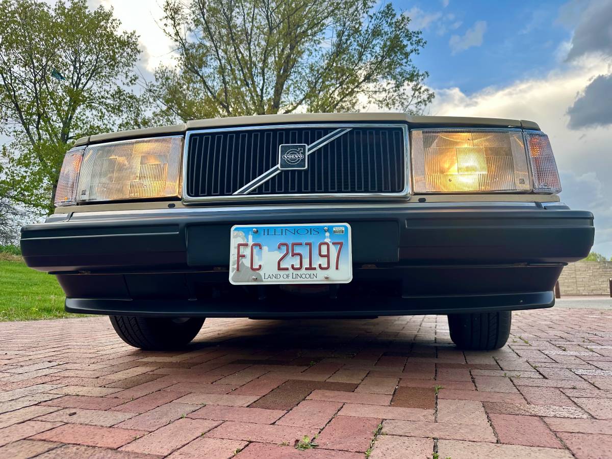 Volvo-240-dl-wagon-1986-yellow-14