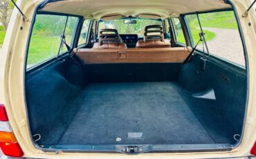 Volvo-240-dl-wagon-1986-yellow-16