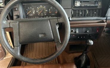Volvo-240-dl-wagon-1986-yellow-22