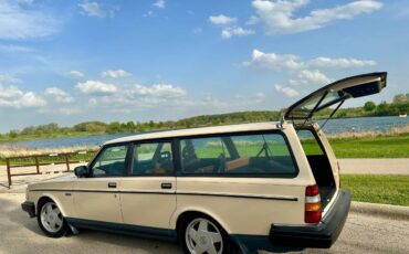 Volvo-240-dl-wagon-1986-yellow-8