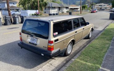 Volvo-240-wagon-1992-2
