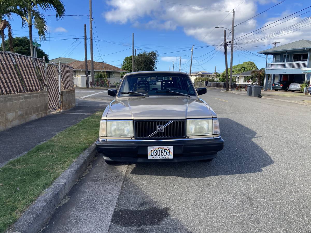 Volvo-240-wagon-1992-5