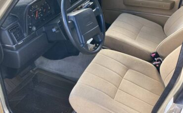 Volvo-240-wagon-1992-7