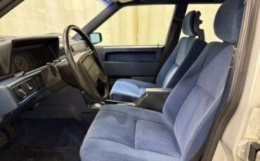 Volvo-740-1989-Sedan-10