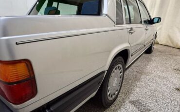 Volvo-740-1989-Sedan-29