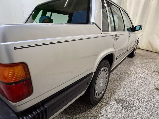 Volvo-740-1989-Sedan-29