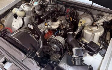 Volvo-740-1989-Sedan-36