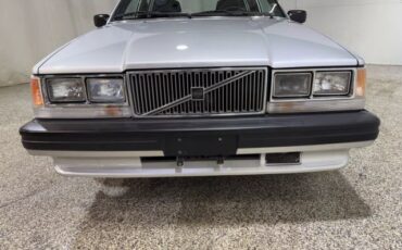 Volvo-740-1989-Sedan-38