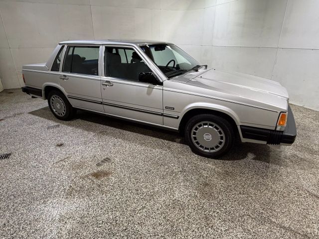Volvo-740-1989-Sedan-7