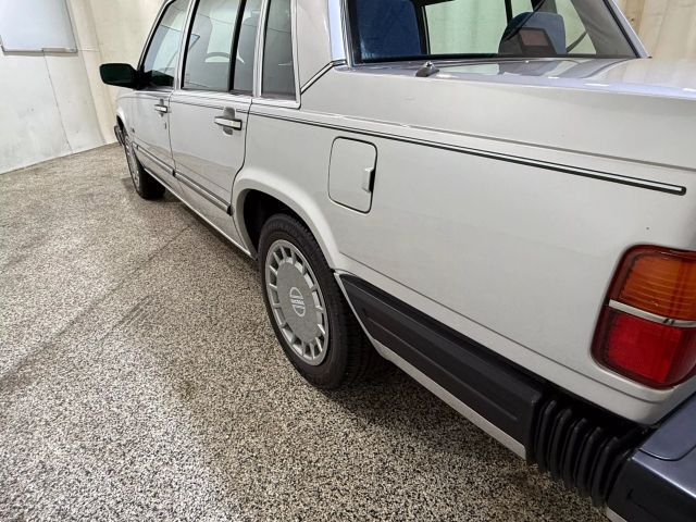 Volvo-740-1989-Sedan-9