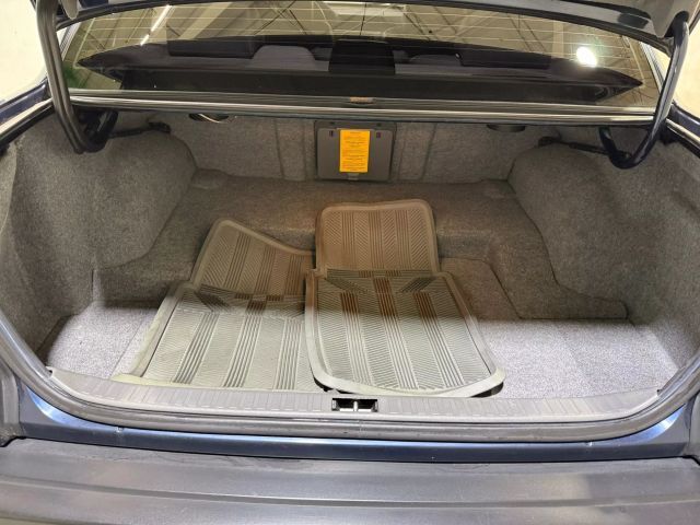 Volvo-940-1994-Sedan-21