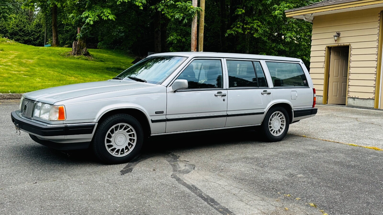 Volvo-960-1994-Wagon
