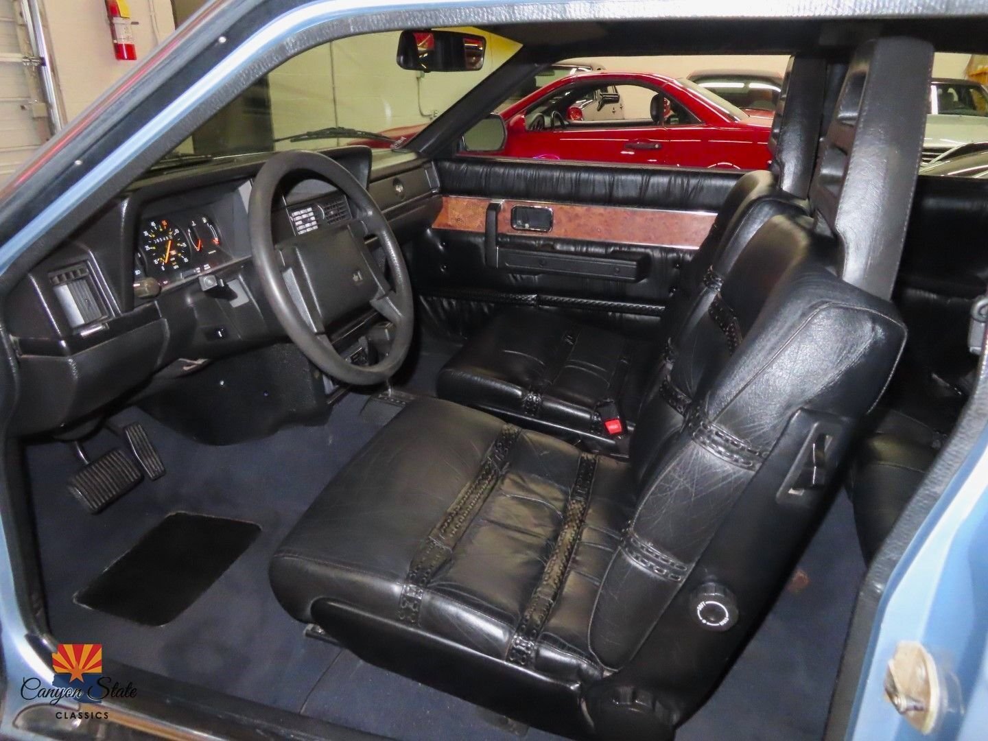 Volvo-Coupe-1981-Coupe-1
