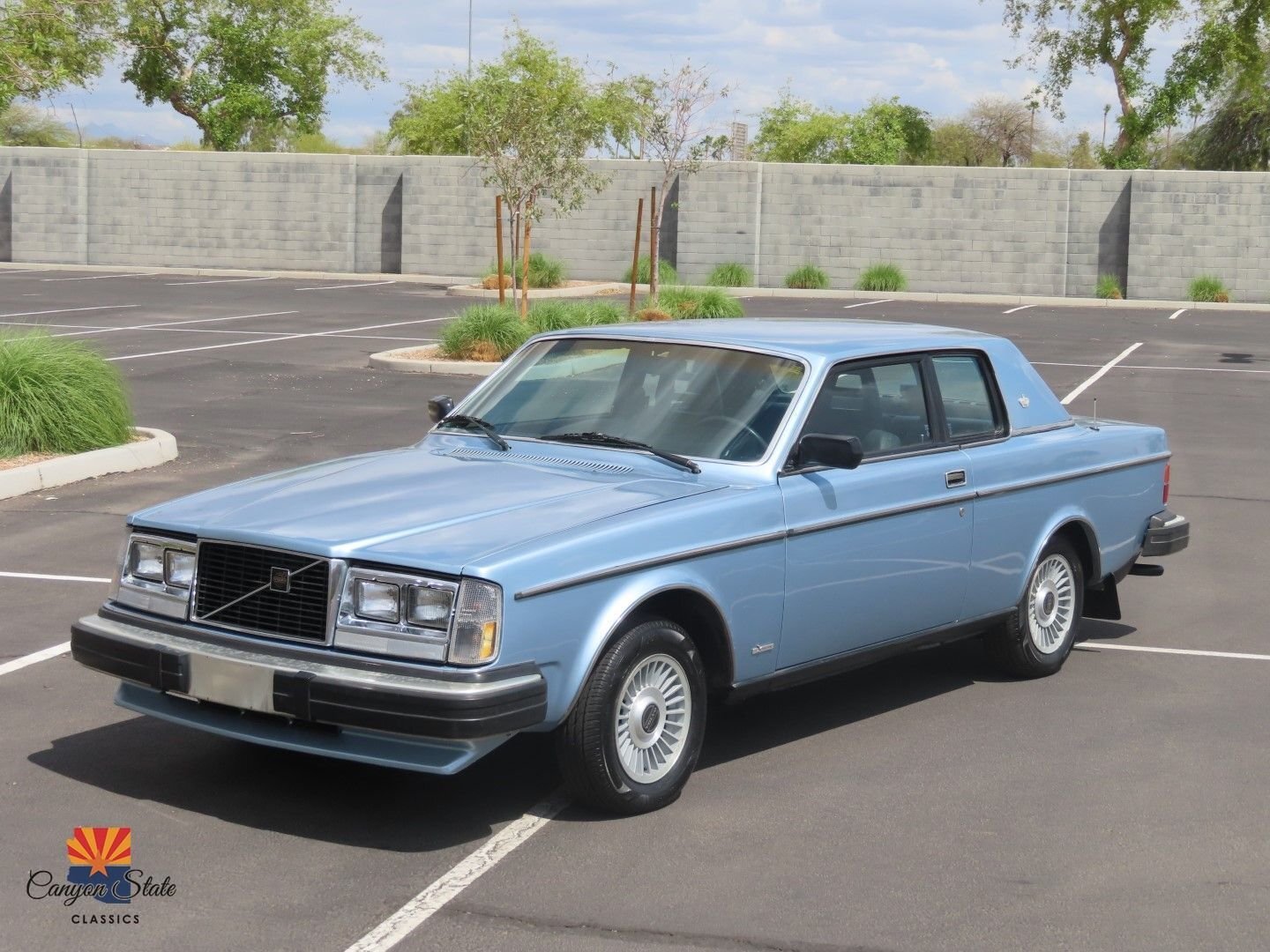 Volvo-Coupe-1981-Coupe-4
