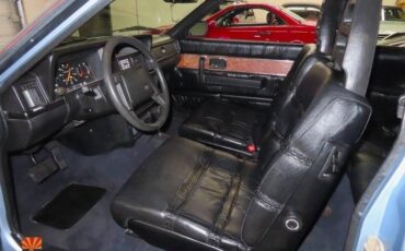 Volvo-Coupe-262-bertone-1981-blue-1