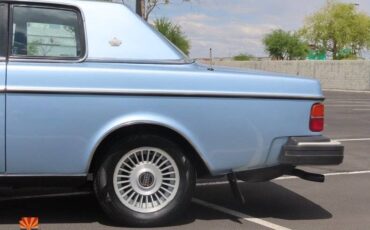 Volvo-Coupe-262-bertone-1981-blue-17