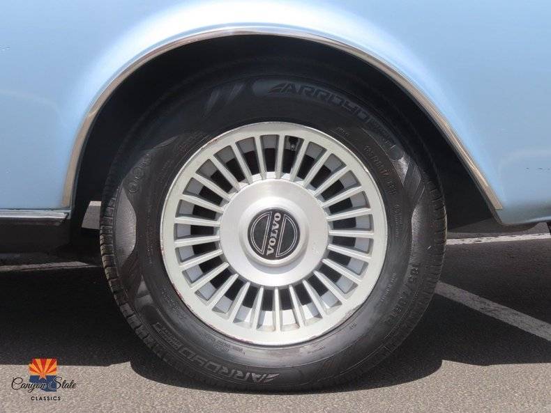 Volvo-Coupe-262-bertone-1981-blue-18