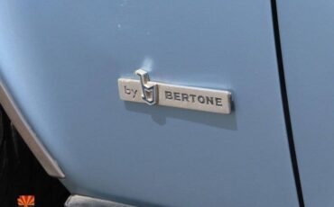 Volvo-Coupe-262-bertone-1981-blue-23